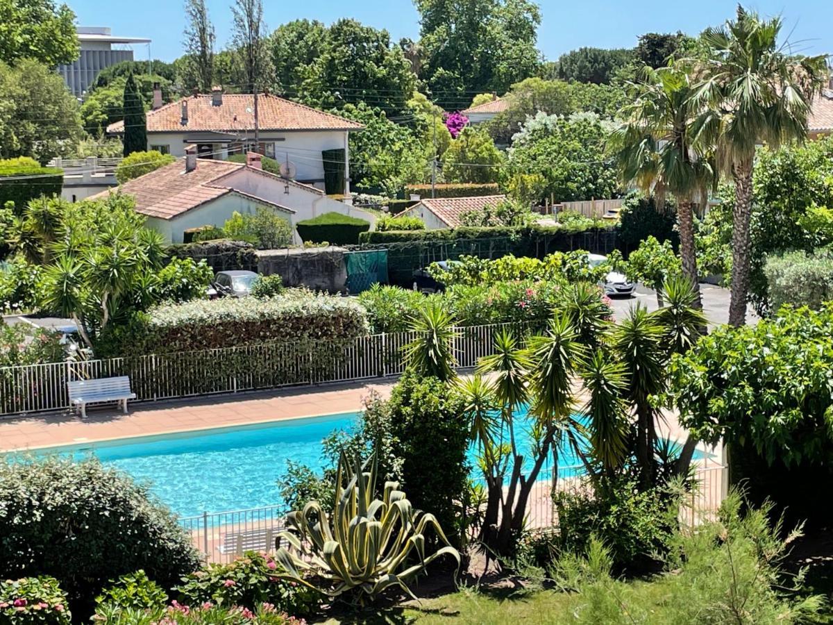 Studio De Standing Climatise, Avec Piscine, Proche De La Mer Frejus Ngoại thất bức ảnh